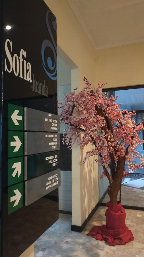 Hotel Sofia Juanda Surabaya 3*